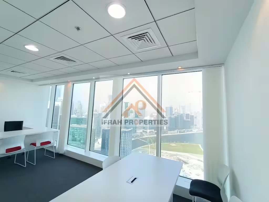 Burj Khalifa Canal View || Bright Office || Near To Metro