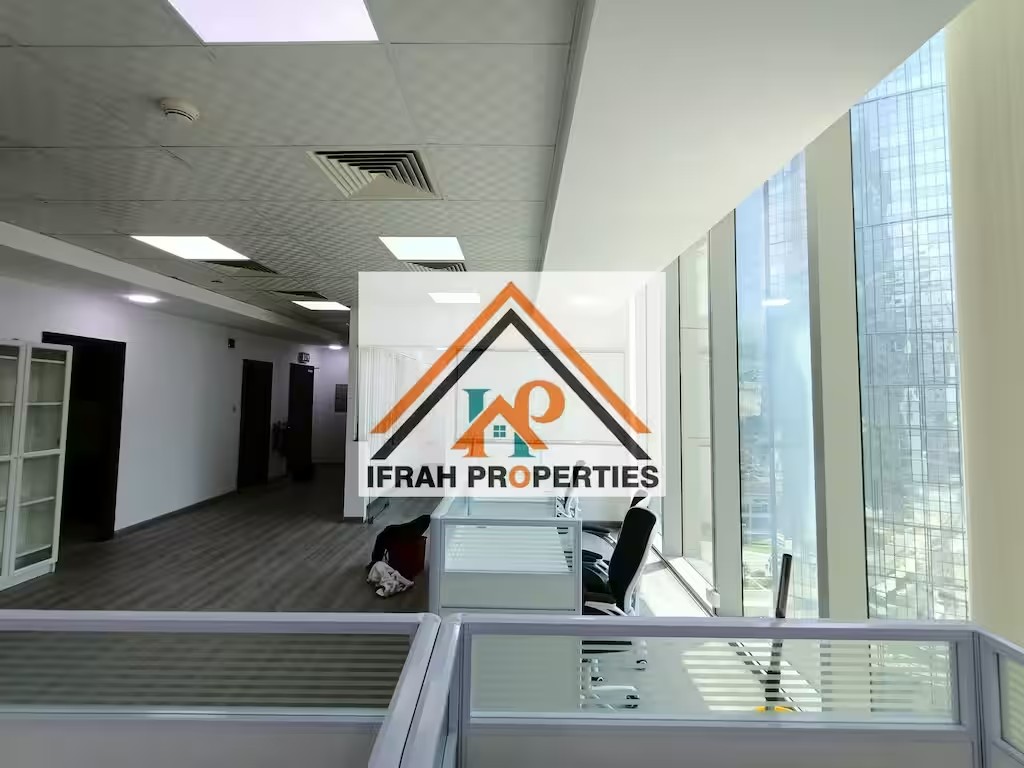 Semi Furnished || Close to Metro || Vacant Office