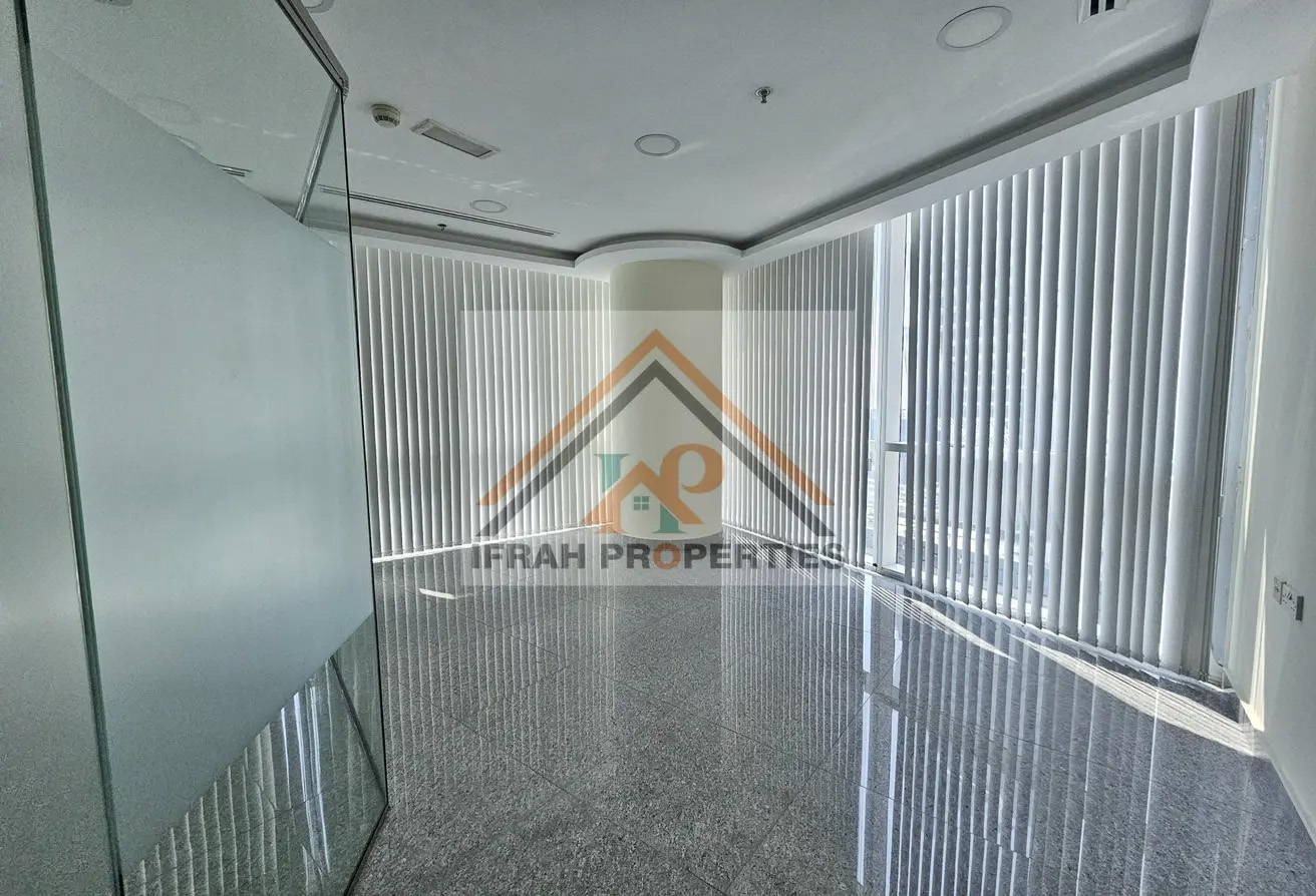 Office For Rent | Vacant | City view