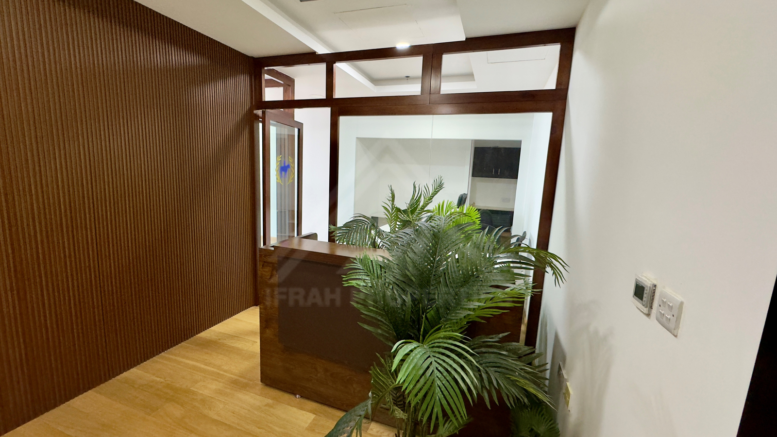  Semi Furnished || Vacant || Bright Office