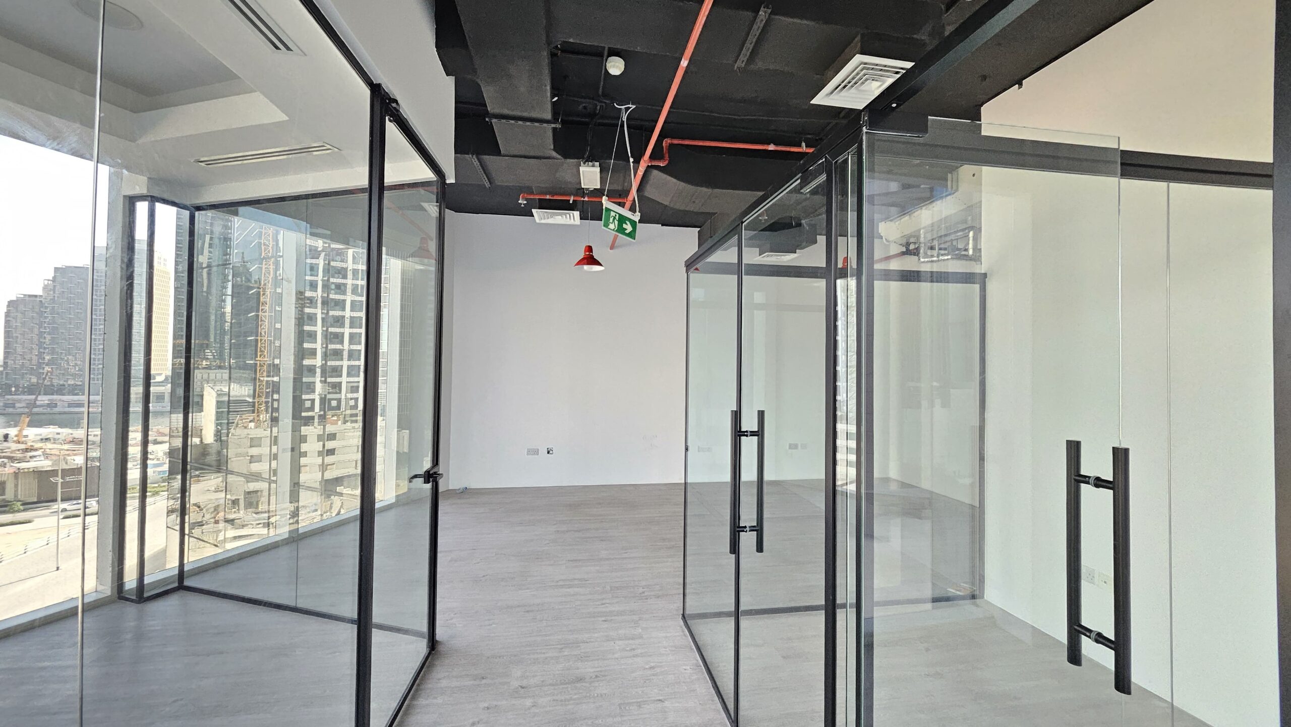 GLASS PARTITIONS | BURJ KHALIFA VIEW | CANAL VIEW