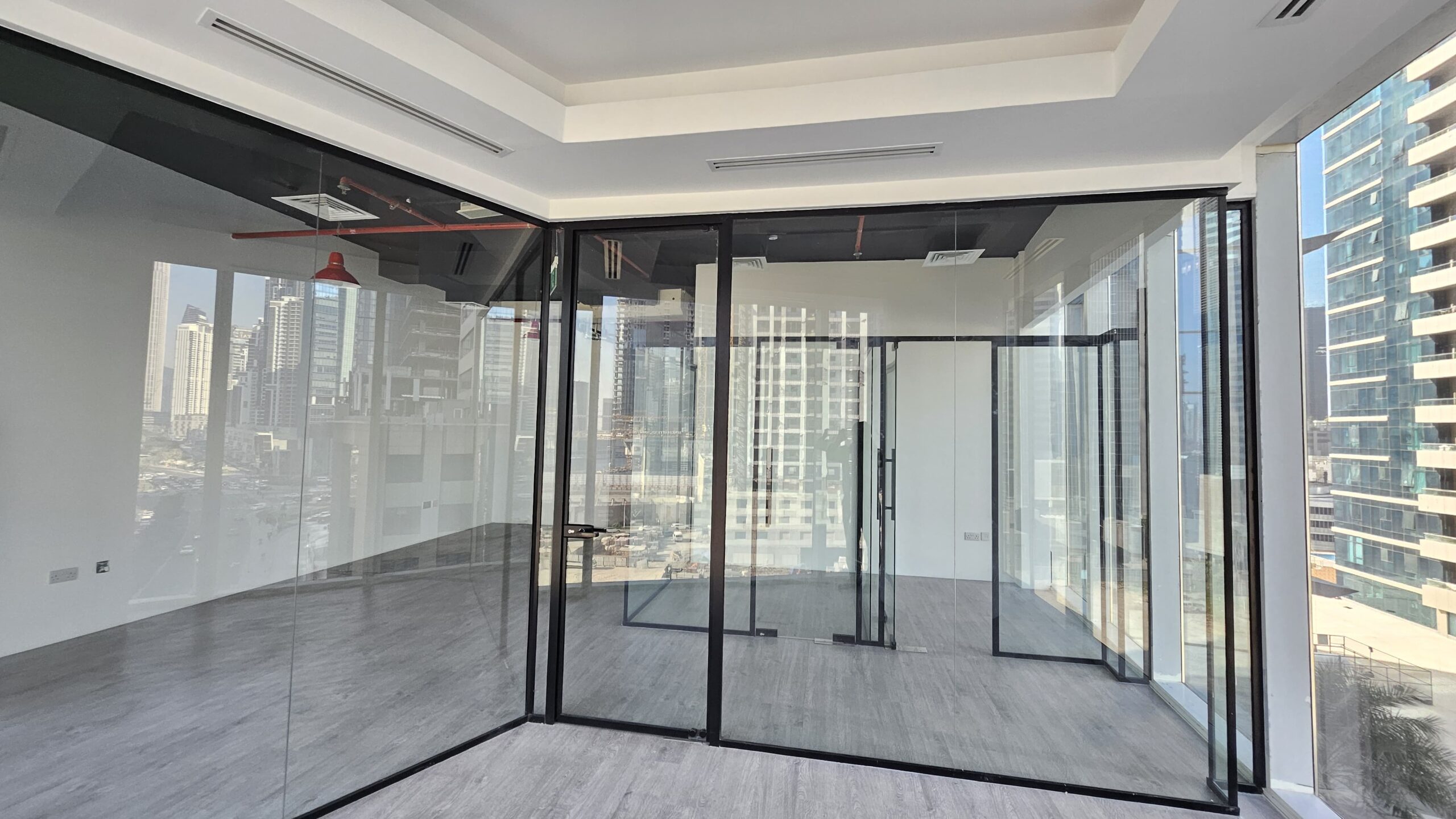 GLASS PARTITIONS | BURJ KHALIFA VIEW | CANAL VIEW