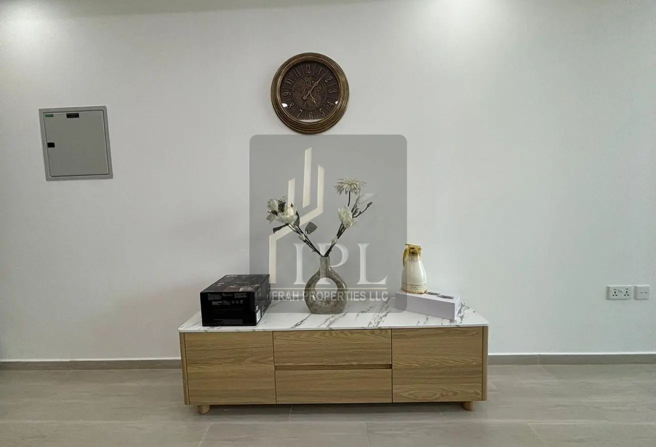Fully furnished office with glass partition for rent in Tamani Arts Tower