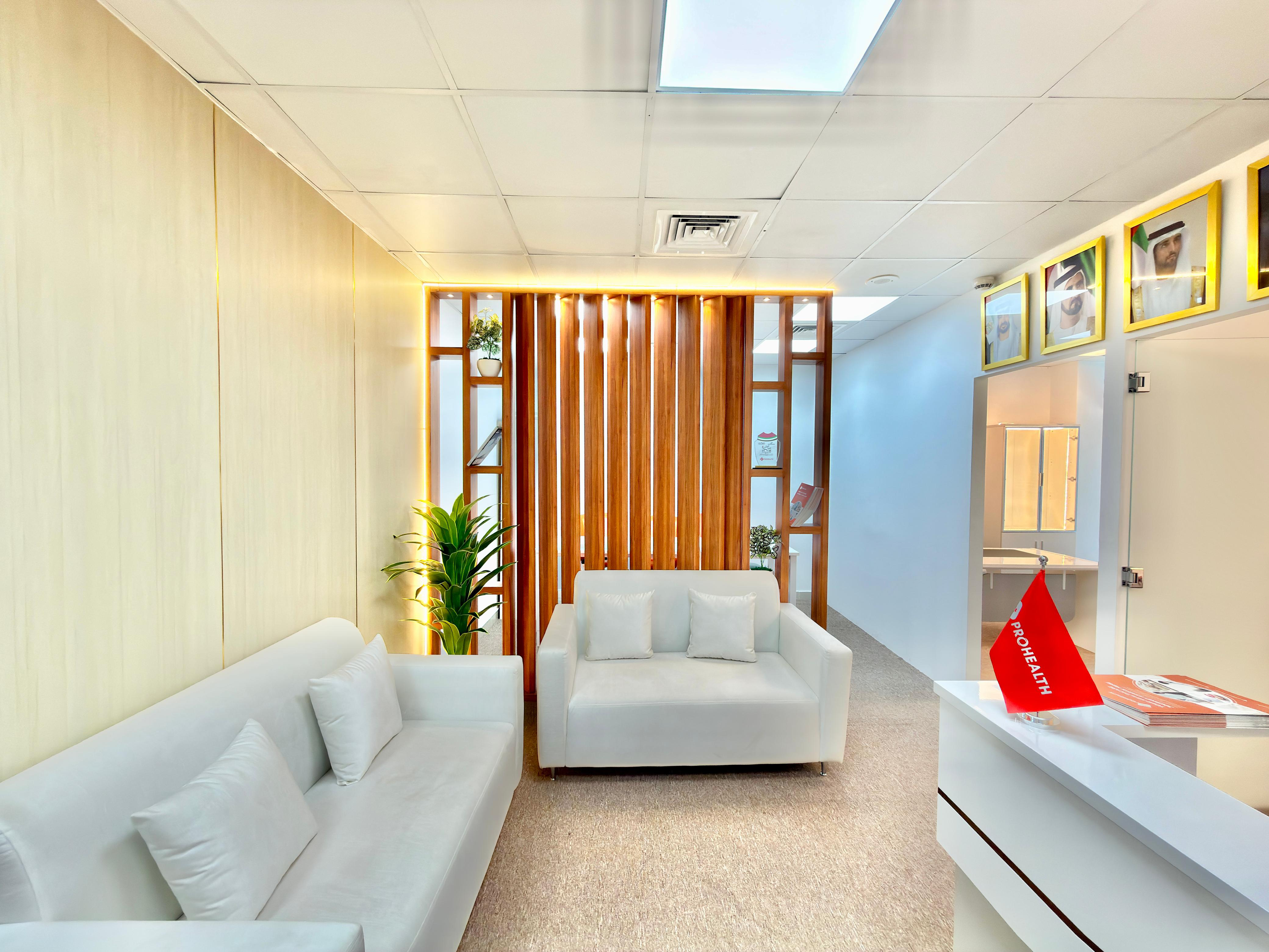 Fully furnished office space for rent in Park Lane Tower
