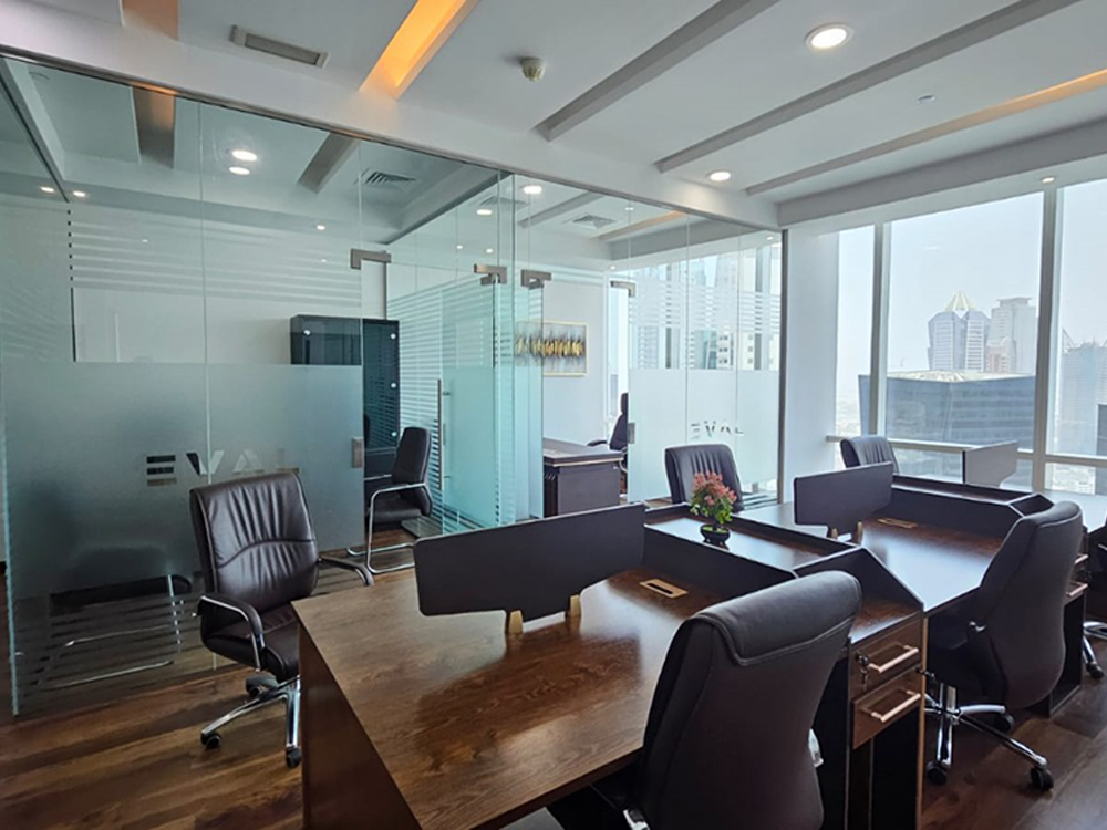 BURJ KHALIFA VIEW || GLASS PARTITIONS || VACANT