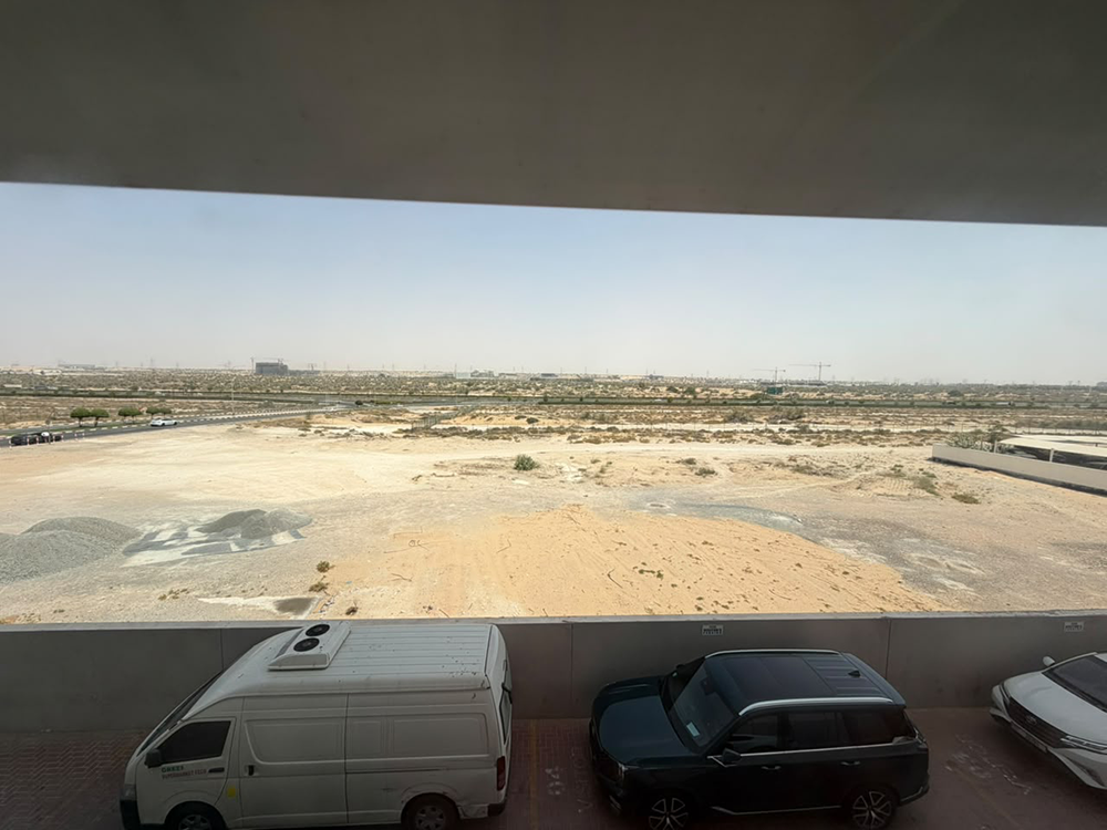 Spacious retail shop for rent in IT Plaza, Dubai Silicon Oasis