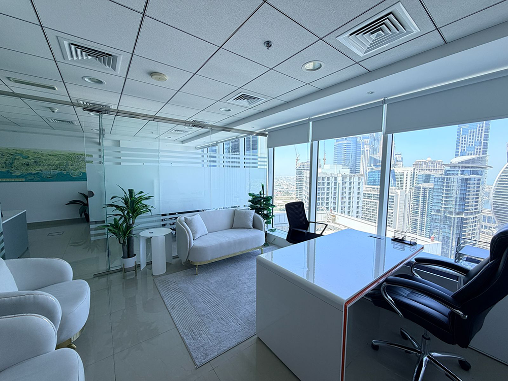 Furnished Unit | Near Metro | Ready to Move