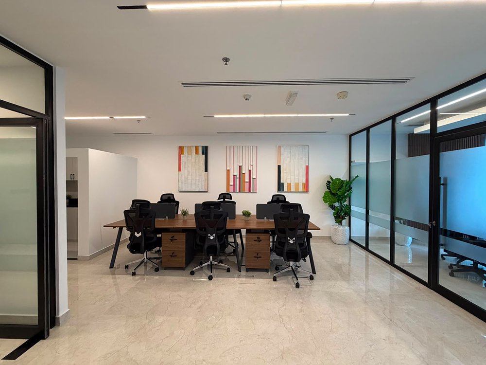 Fully furnished high-floor office for rent in The Citadel Tower