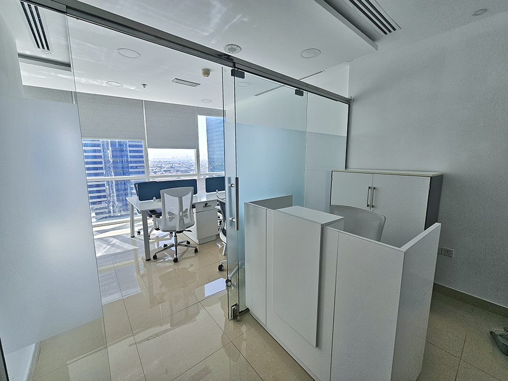 Furnished office space for rent in Park Lane Tower, Business Bay