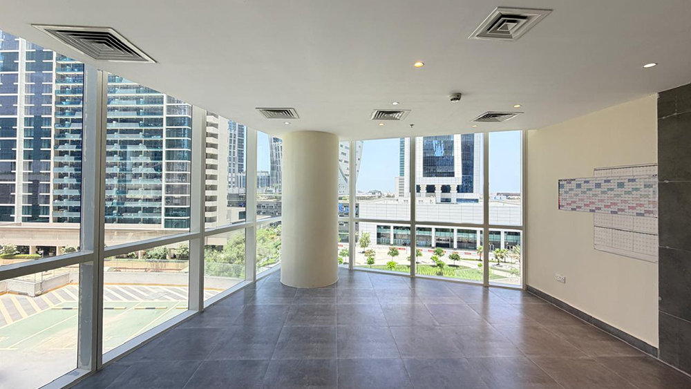 Vacant Unit | Ideal Location | Near Metro