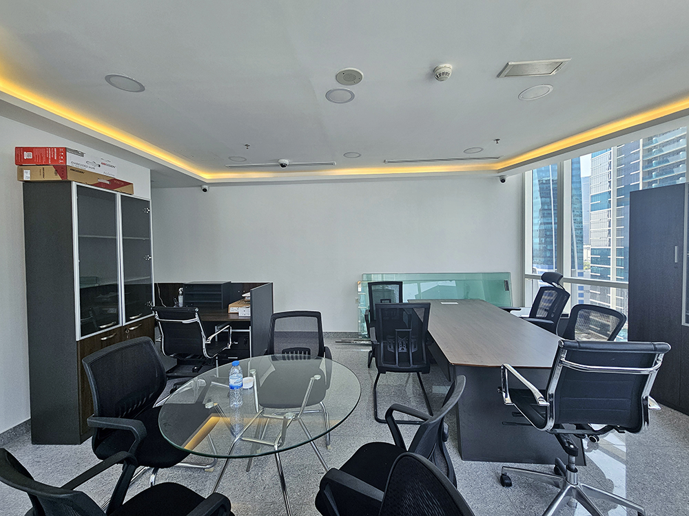 Office for Sale | Mid Floor | 394 Sq. Ft.